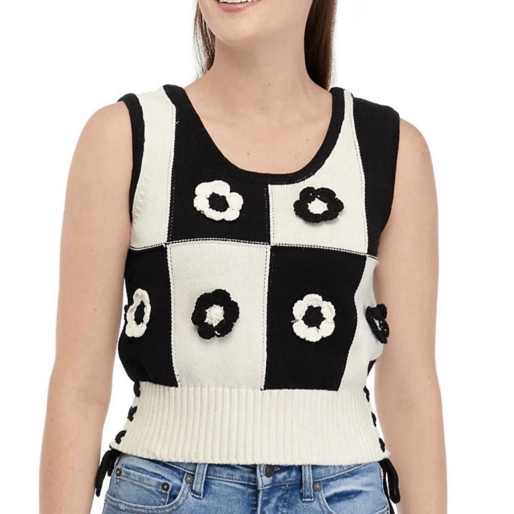 Industry Black & Ivory Floral Knit Top Side Ties Checkerboard Size Large